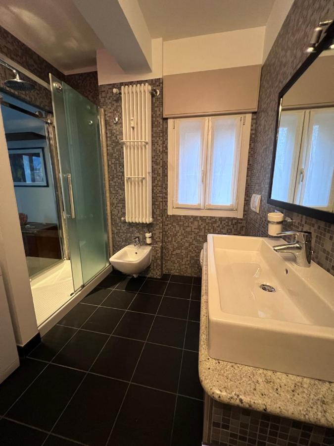 Casa Vacanze Attico Sul Lago Di Lecco, A Due Passi Dal Centro Con Posto Auto Экстерьер фото